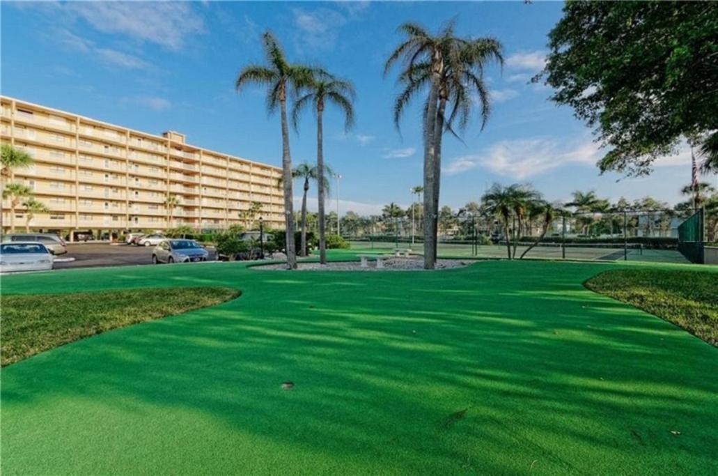 Bayshore Yatch Tennis Condo 2Br 3 Beds, Walking Distance To Beautiful Quite Beach Clearwater Beach Zewnętrze zdjęcie