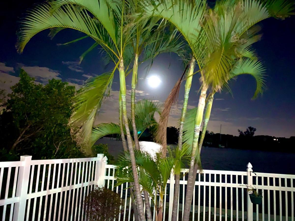 Bayshore Yatch Tennis Condo 2Br 3 Beds, Walking Distance To Beautiful Quite Beach Clearwater Beach Zewnętrze zdjęcie